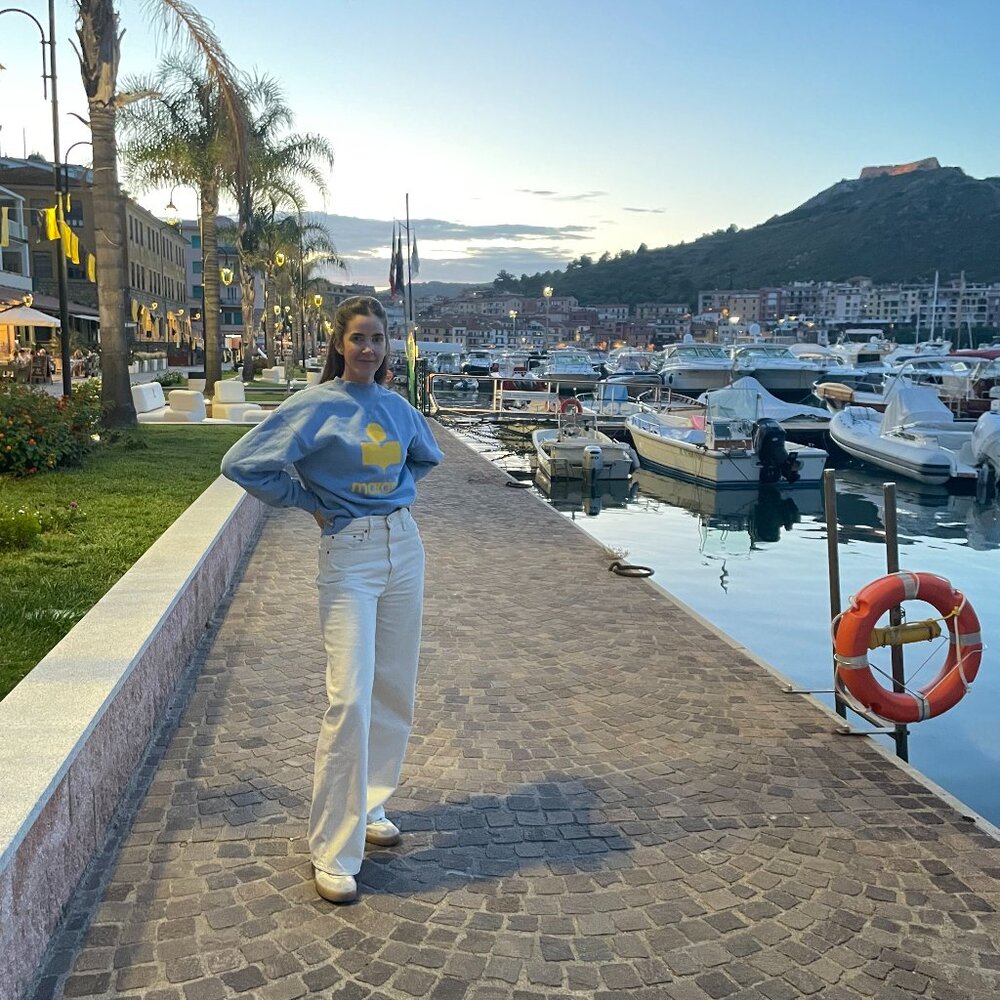 Meet your Posher, Lauren